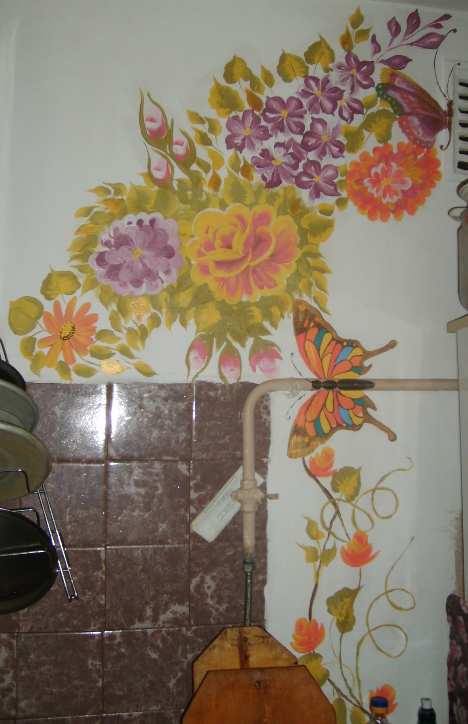 Petrikov painting rnon walls, acrylic